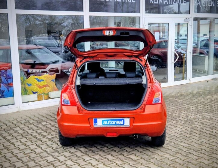 Suzuki Swift Hatchback 1,2 l 55 kw