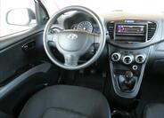 Hyundai i10 24