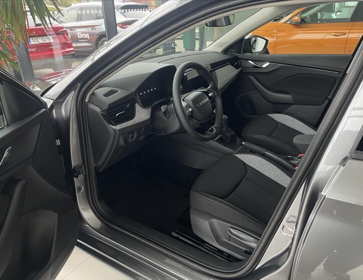 Škoda Scala Hatchback 1,5 l 0