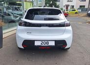 Peugeot 208 5
