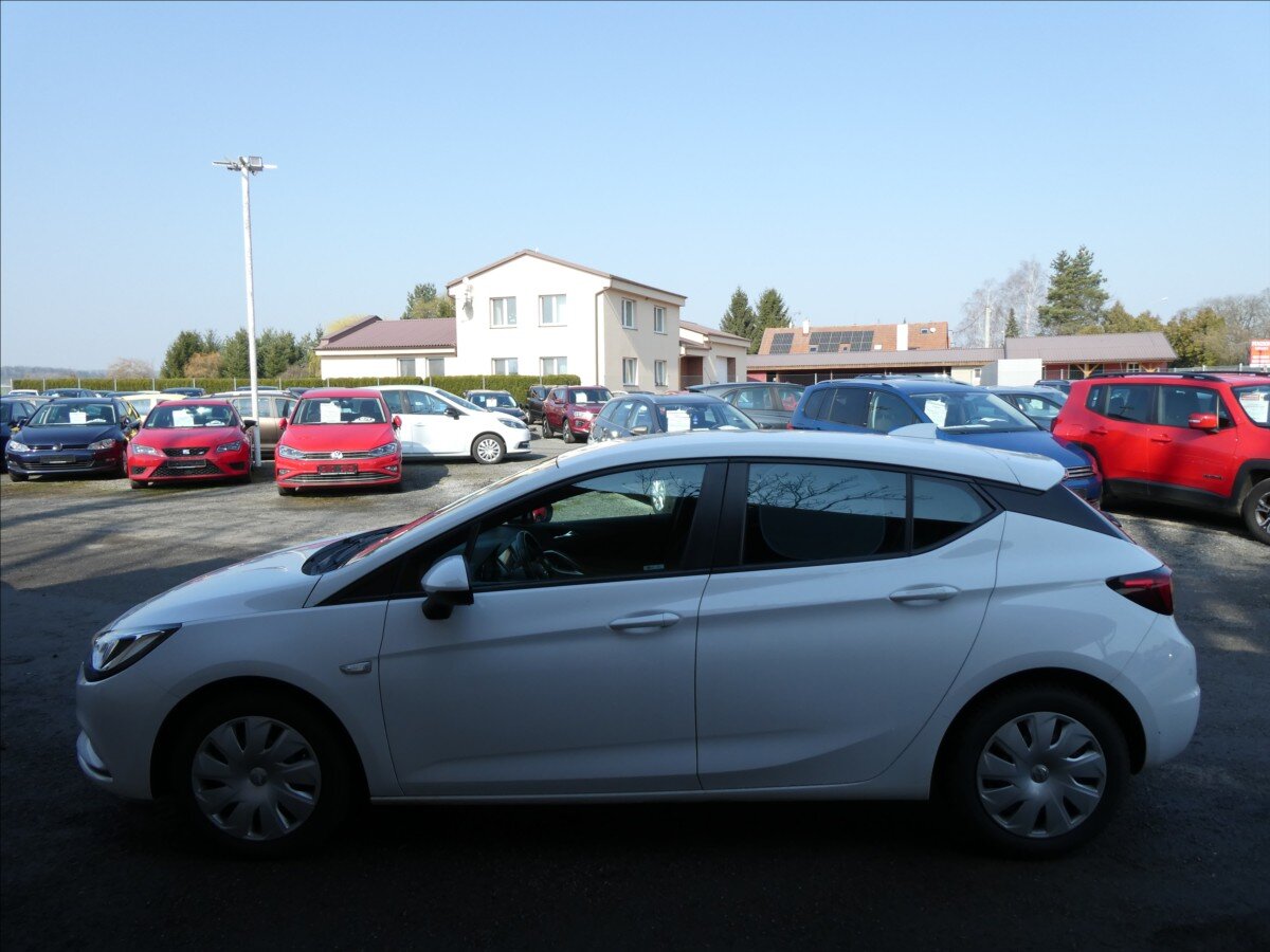 Opel Astra Hatchback 1,6 l 81 kw