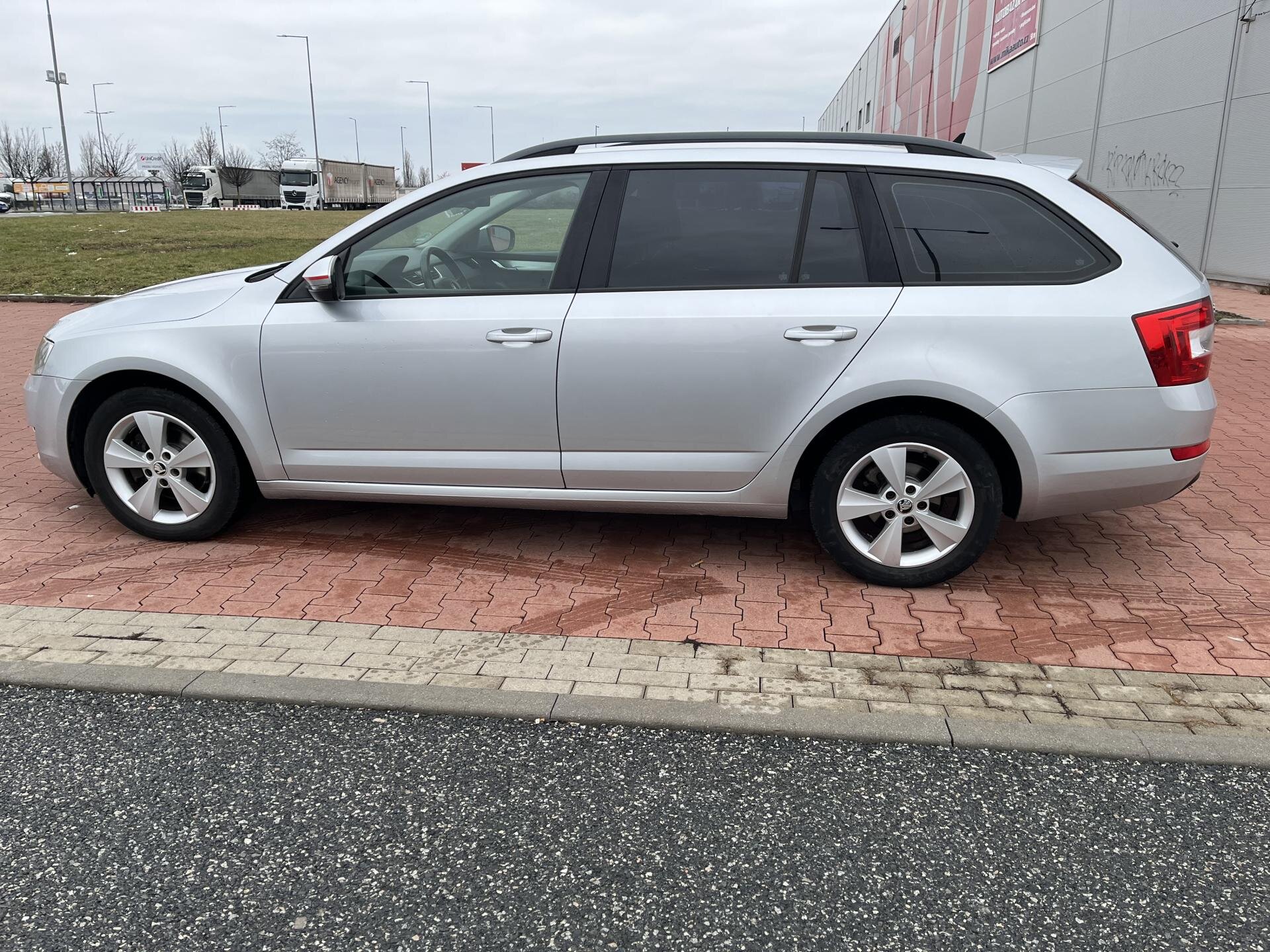Škoda Octavia Kombi 2,0 l 110 kw