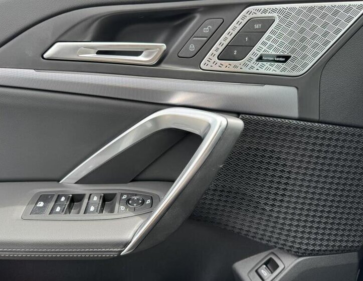 BMW X1 SUV 1,5 l 125 kw