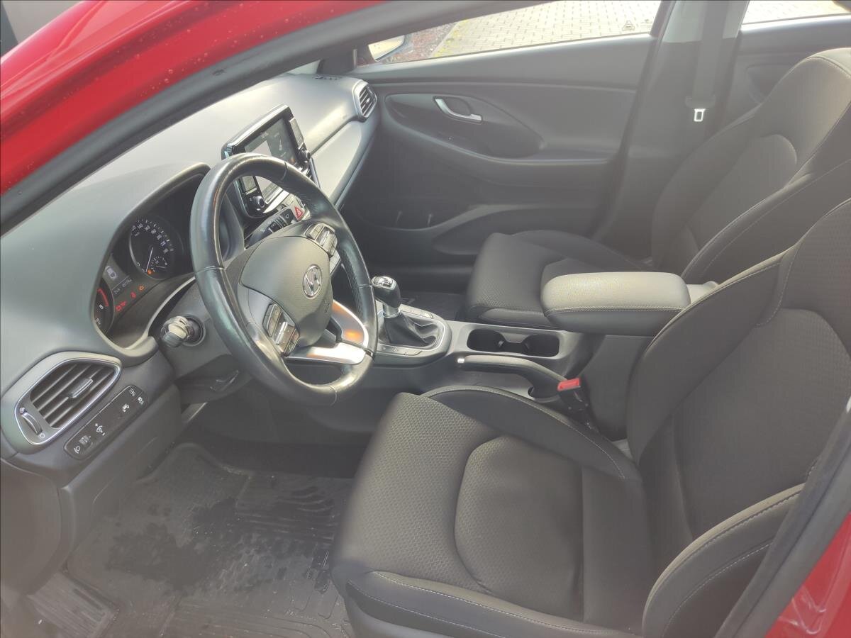 Hyundai i30 Hatchback 1,4 l 103 kw