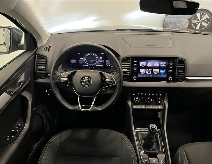 Škoda Karoq SUV 1,5 l 110 kw