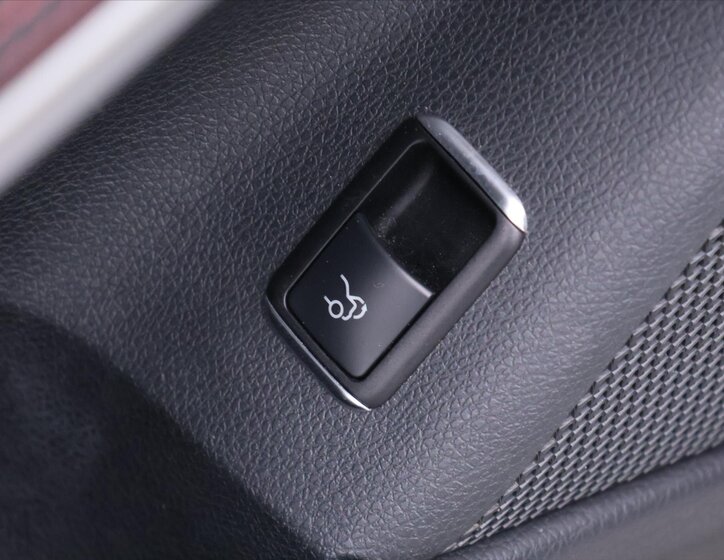 Mercedes-Benz CLA 19