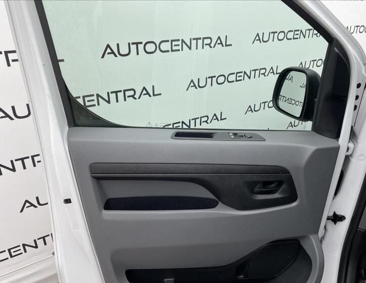 Toyota ProAce Verso 17