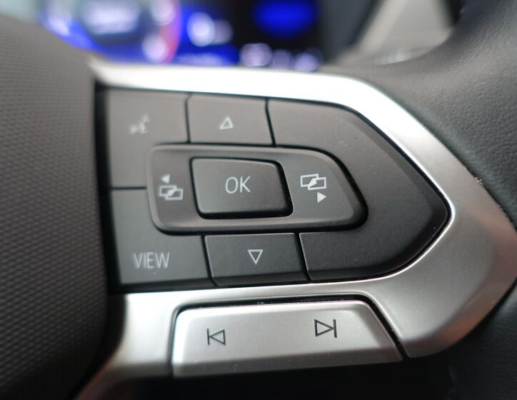 Volkswagen Touran 24