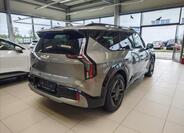 KIA EV9 5