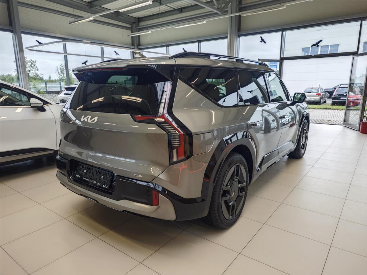 KIA EV9