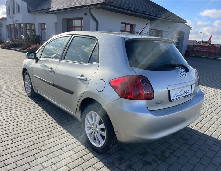 Toyota Auris 28