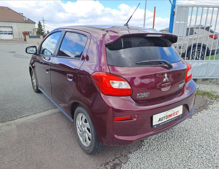 Mitsubishi Space Star 4