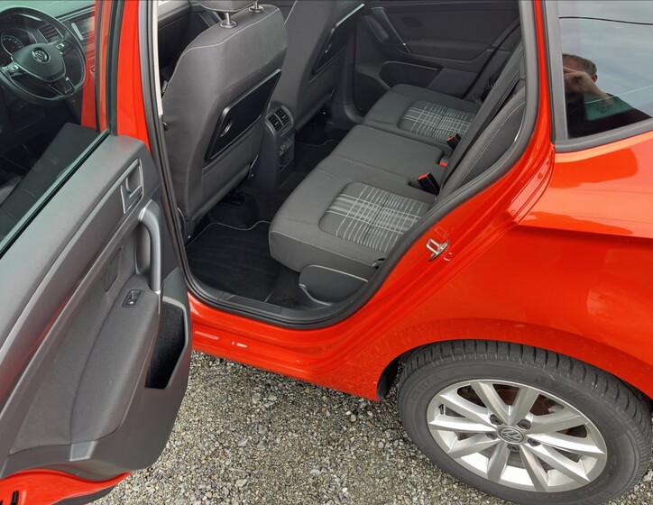 Volkswagen Golf Sportsvan 53