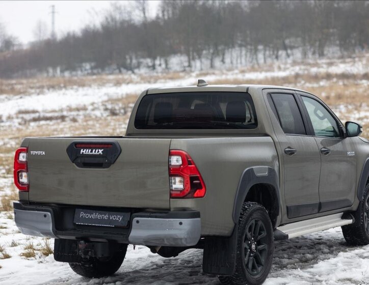 Toyota Hilux Pick-up 2,8 l 150 kw