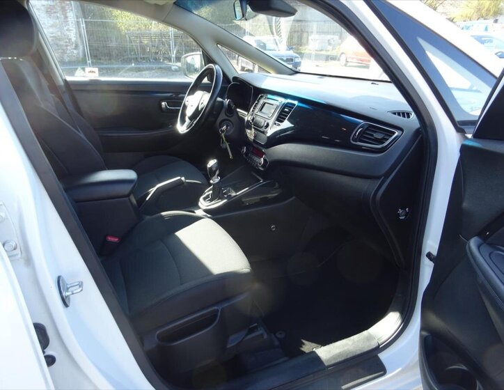 KIA Carens Kombi 1,6 l 99 kw