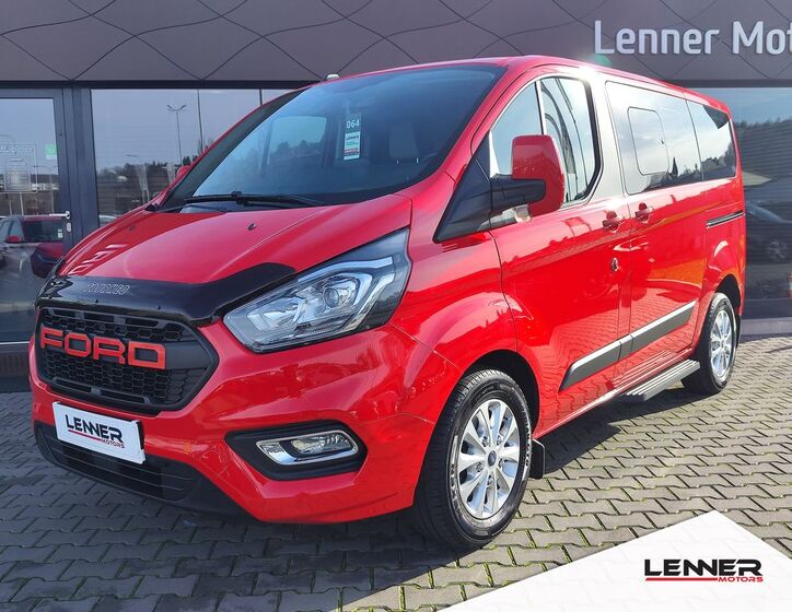 Ford Tourneo Custom 1