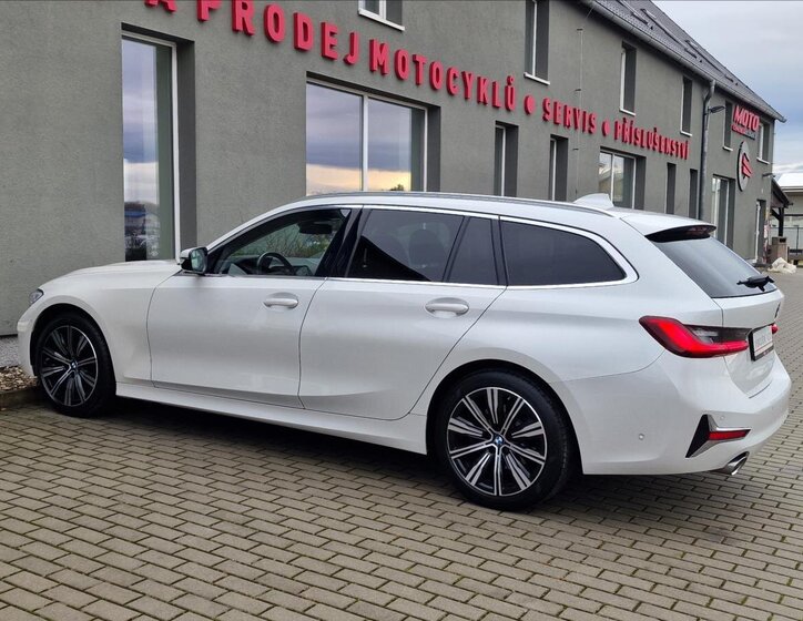 BMW Řada 3 7