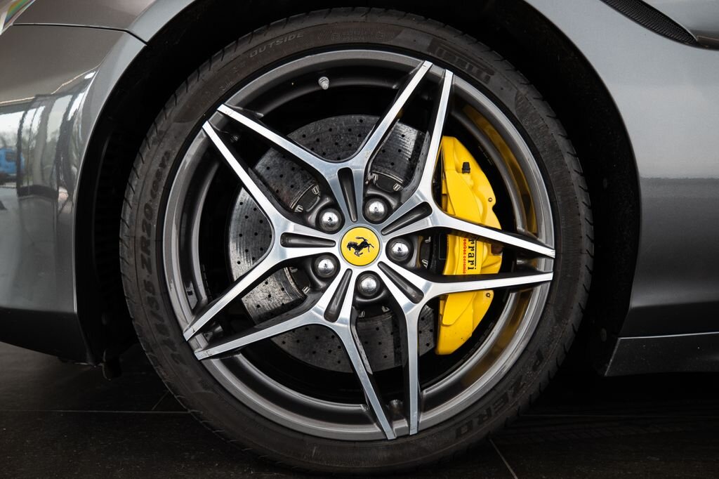 Ferrari California Kabriolet 3,9 l 412 kw