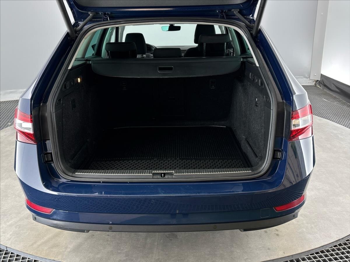 Škoda Superb Kombi 2,0 l 110 kw