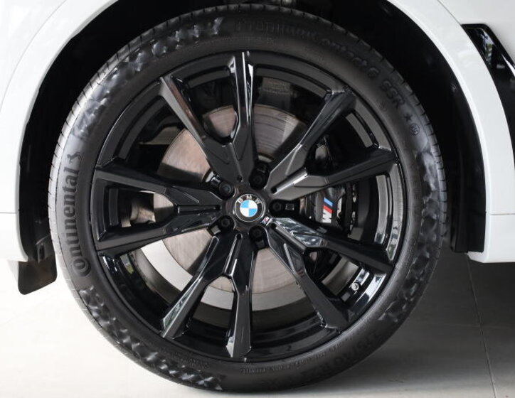 BMW X7 SUV 3,0 l 259 kw