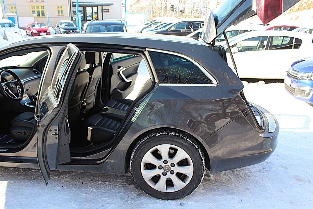 Opel Insignia Kombi 2,0 l 120 kw