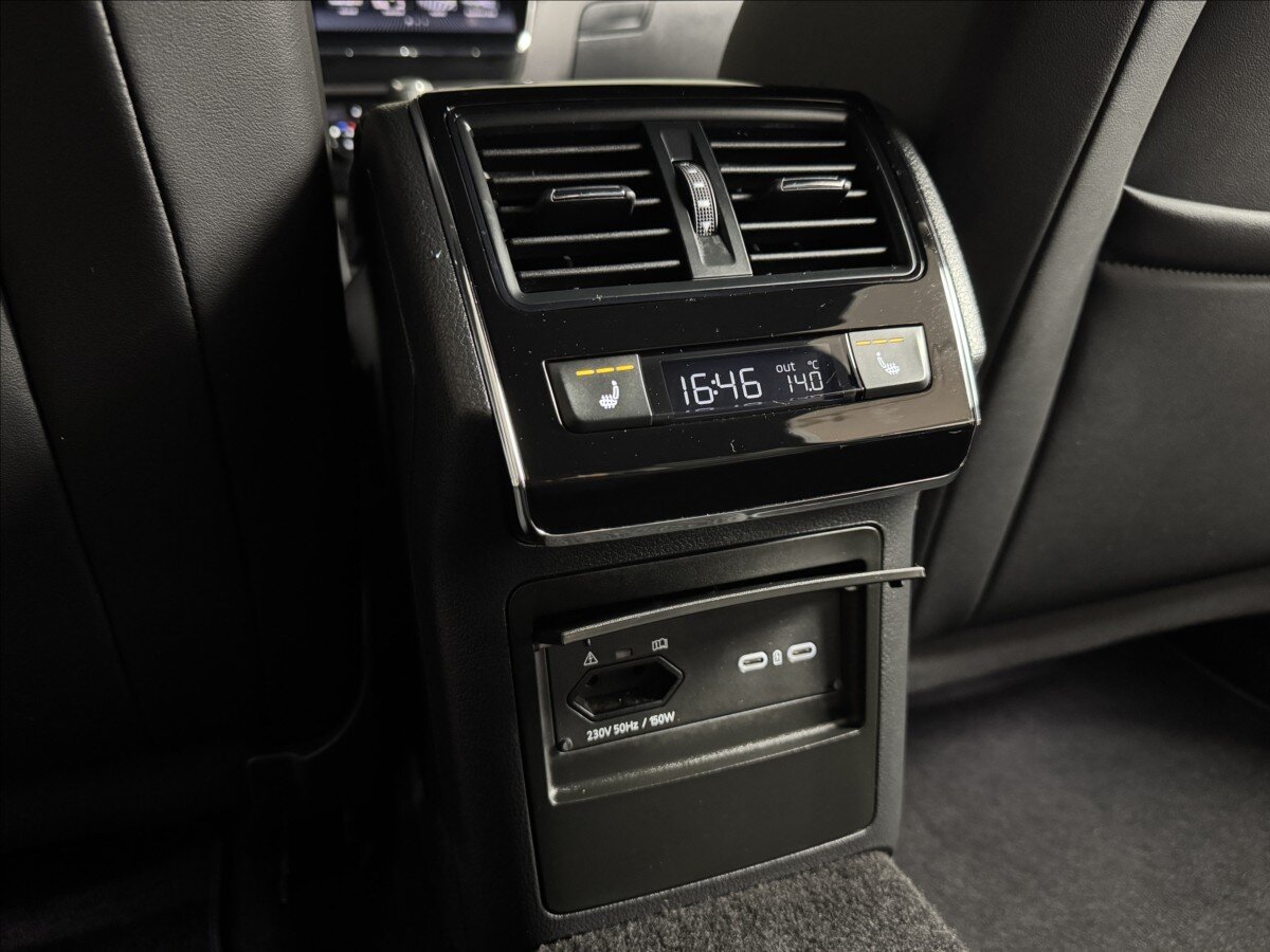 Škoda Superb Kombi 1,4 l 160 kw