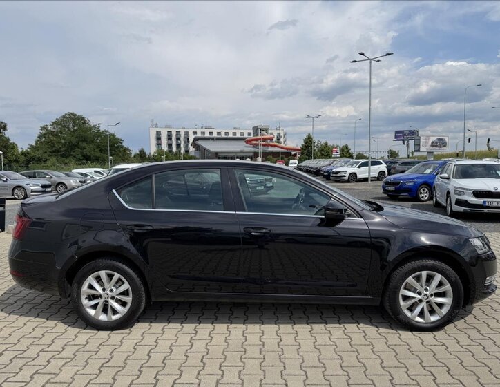 Škoda Octavia Liftback 1,8 l 132 kw