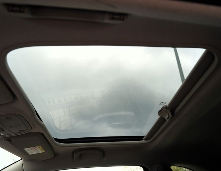 Opel Adam Hatchback 1,4 l 64 kw