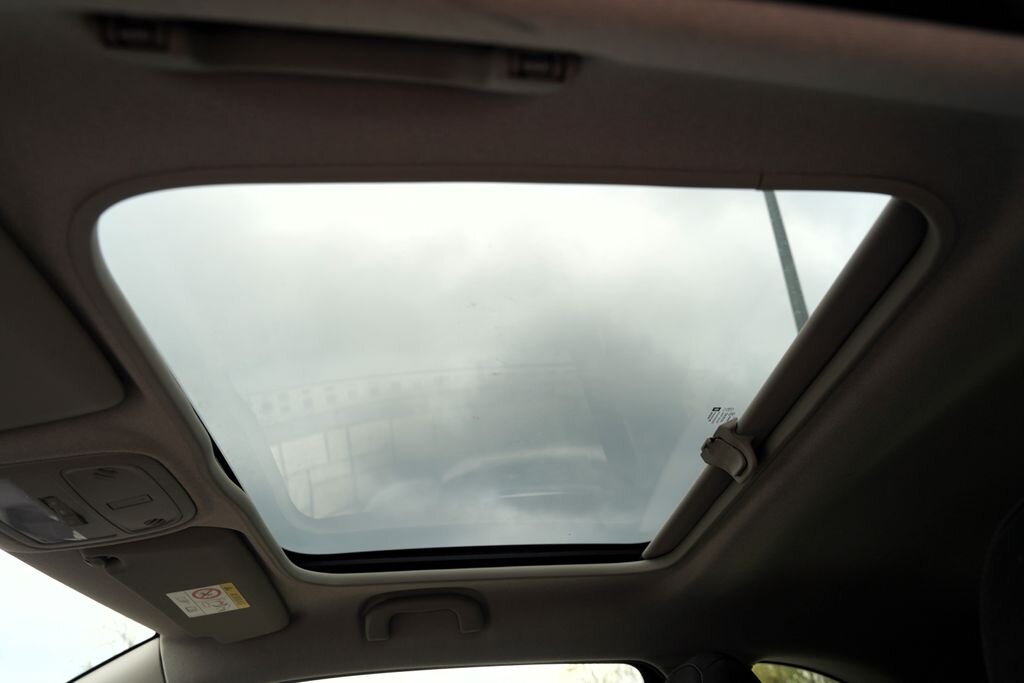 Opel Adam Hatchback 1,4 l 64 kw