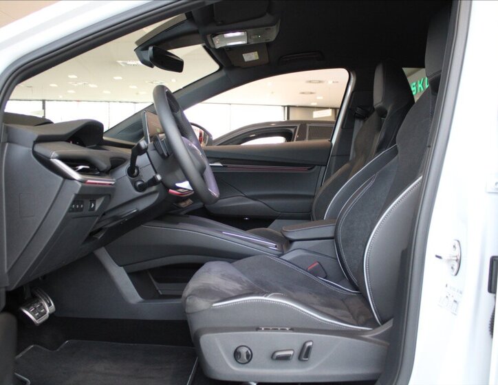 Škoda Elroq SUV / Terénní 10,0 150 kw