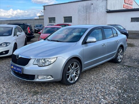 Škoda Superb Sedan / Limuzína 1,8 l 118 kw