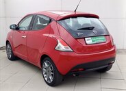 Lancia Y Hatchback 1,2 l 51 kw