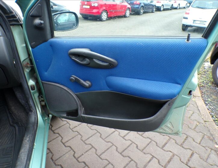 Fiat Punto Hatchback 1,2 l 44 kw