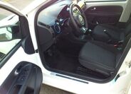 Volkswagen up! 13
