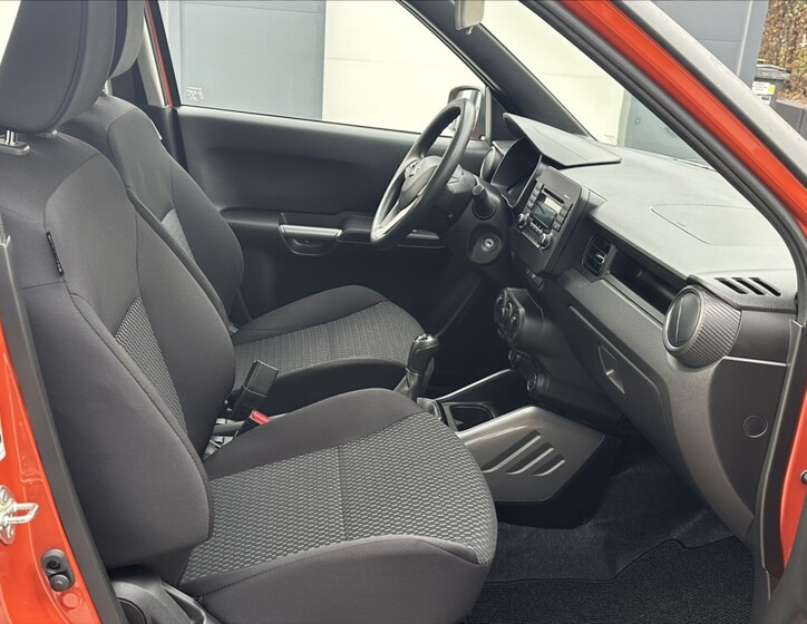 Suzuki Ignis 15