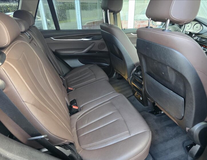 BMW X5 SUV 3,0 l 190 kw