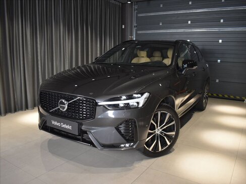 Volvo XC60 SUV / Terénní 2,0 l 145 kw