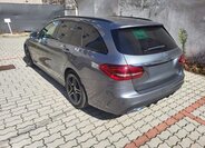Mercedes-Benz Třídy C Kombi 2,0 l 143 kw
