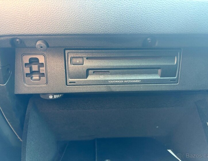 Volkswagen Passat Sedan / Limuzína 0,0 110 kw