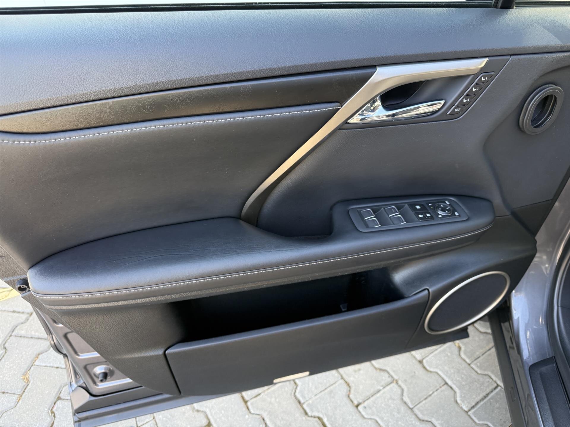 Lexus RX 450h L SUV / Terénní 3,5 l 193 kw