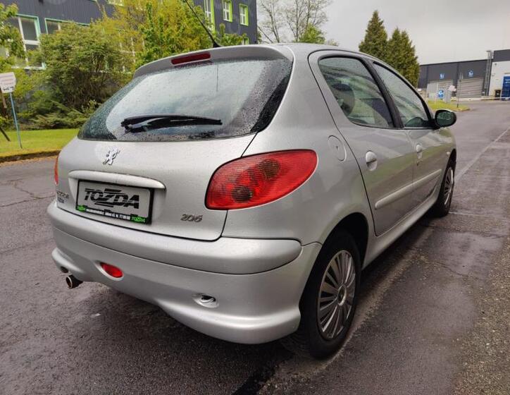 Peugeot 206 5