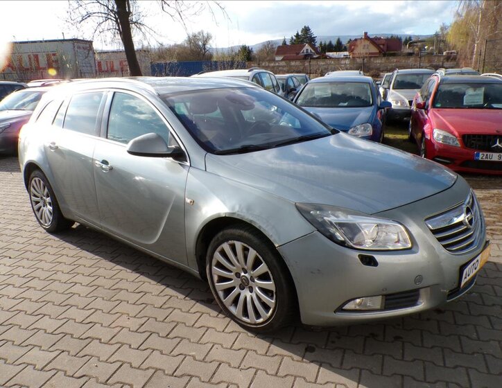 Opel Insignia Kombi 2,0 l 118 kw