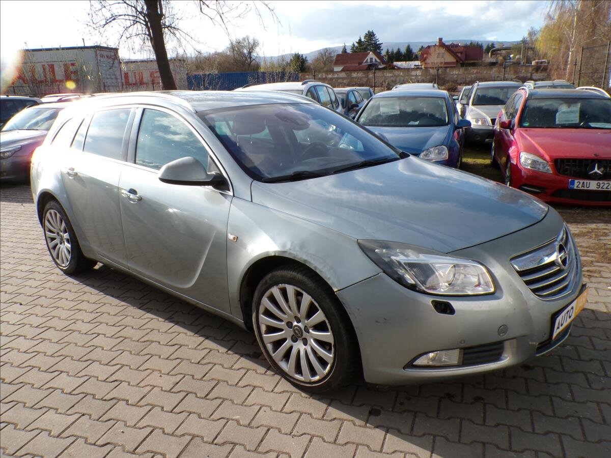 Opel Insignia Kombi 2,0 l 118 kw
