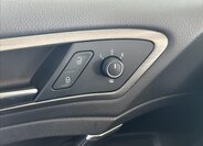 Volkswagen Golf Hatchback 1,2 l 77 kw