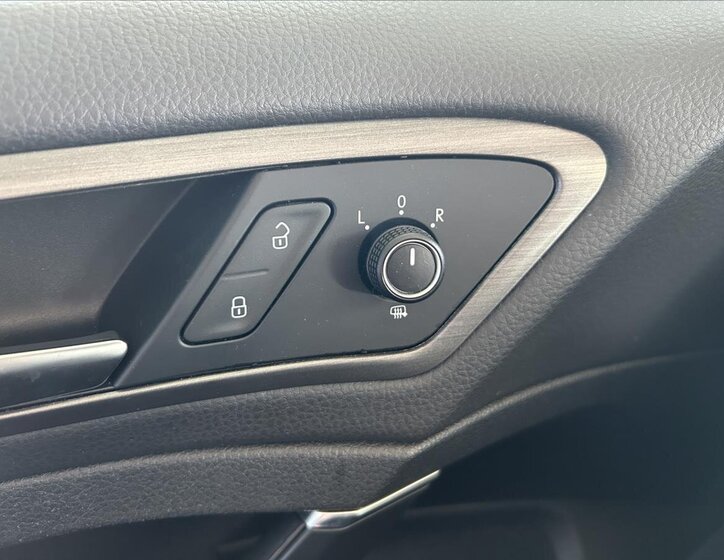 Volkswagen Golf Hatchback 1,2 l 77 kw