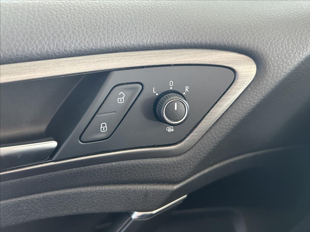 Volkswagen Golf Hatchback 1,2 l 77 kw