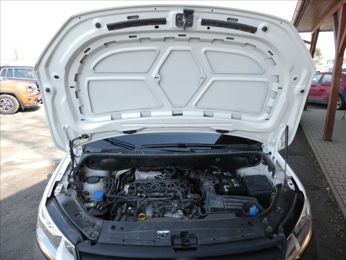 Volkswagen Caddy Skříň 2,0 l 75 kw