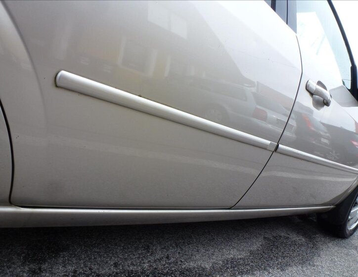 Ford Mondeo Sedan / Limuzína 2,5 l 125 kw