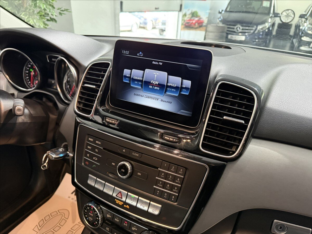 Mercedes-Benz GLE SUV / Terénní 4,7 l 335 kw