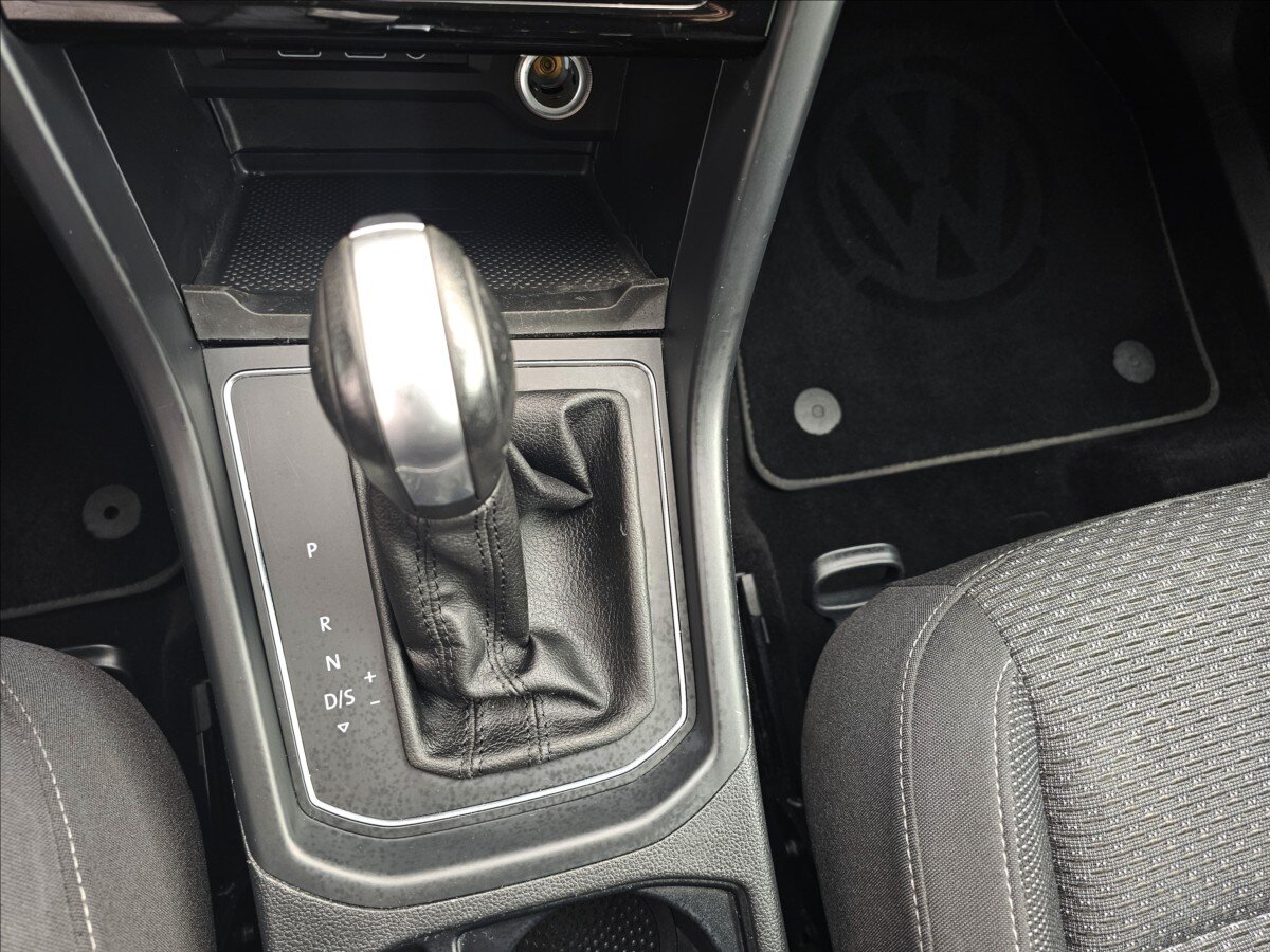 Volkswagen Touran Kombi 2,0 l 110 kw